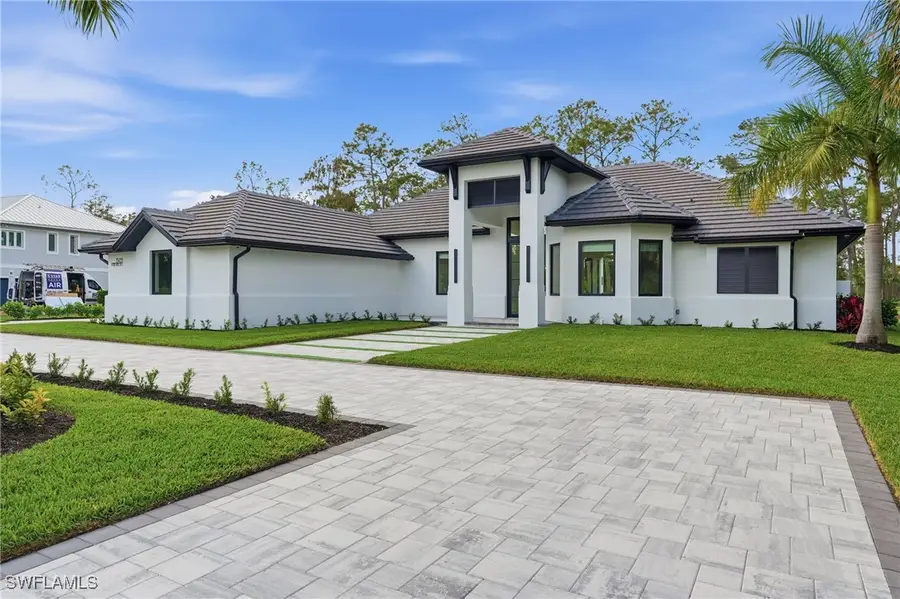 13455 Pond Apple Drive E, Naples, FL 34119 - Image #3