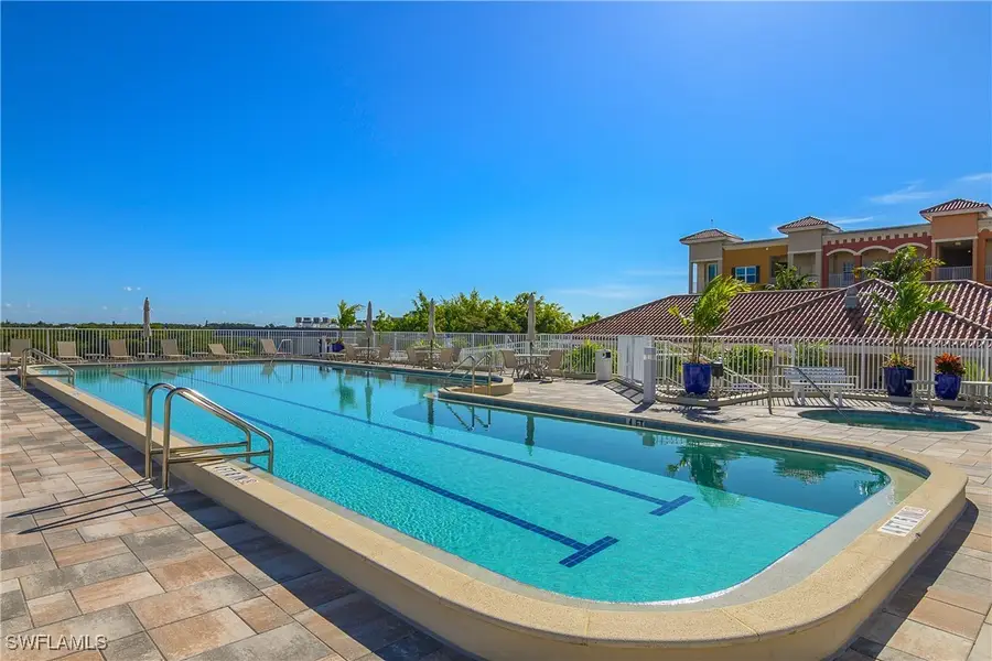 451 Bayfront Place #5201, Naples, FL 34102 - Image #2