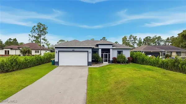 2842 8th Avenue Ne, Naples, FL 34120