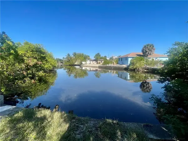 1339 5th Avenue N, Naples, FL 34102