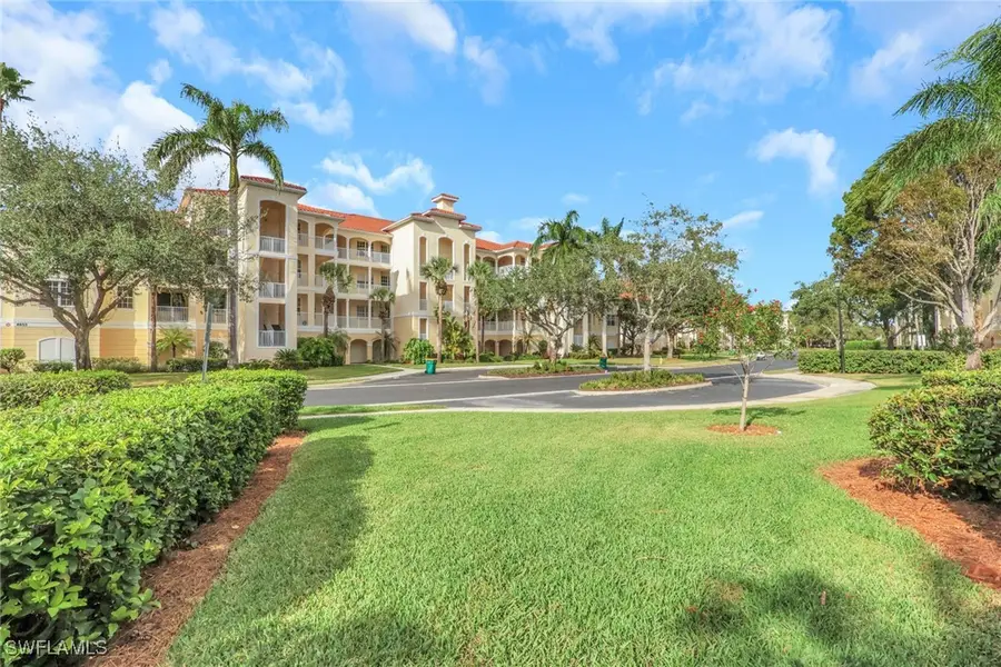 4863 Hampshire Court #207, Naples, FL 34112 - Image #3