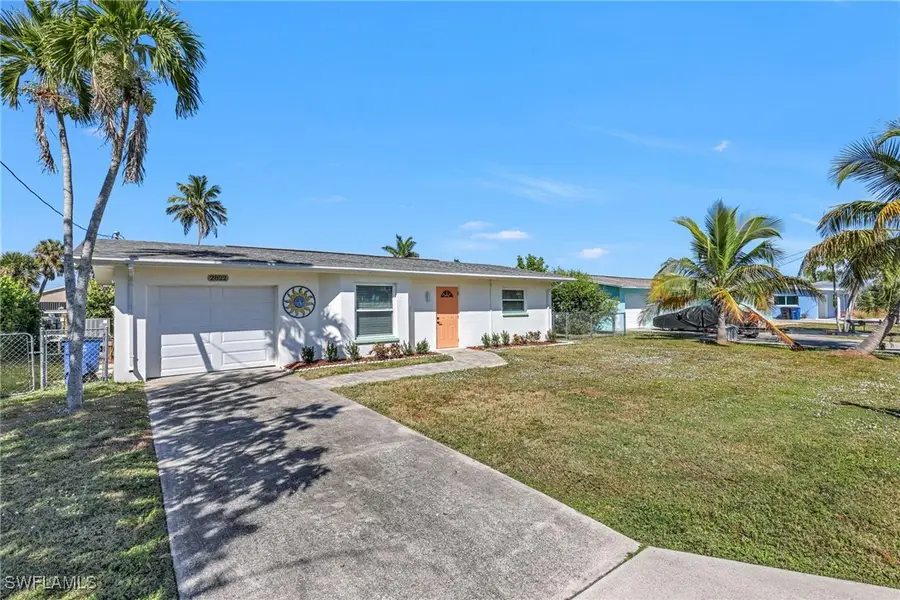 2822 Bruce Street, Matlacha, FL 33993 - Image #2