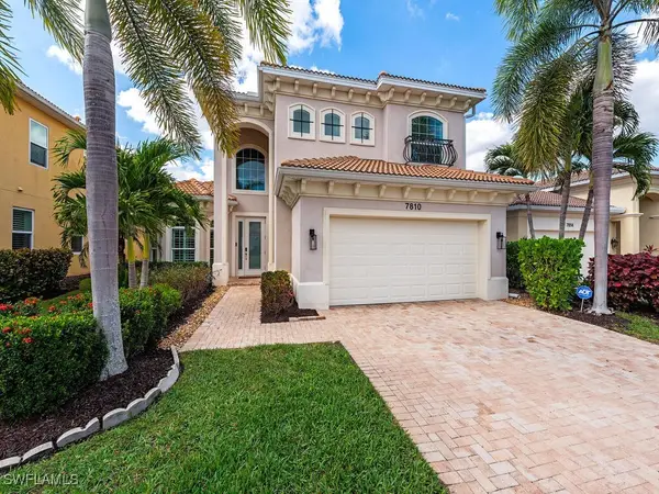 7810 Martino Circle, Naples, FL 34112