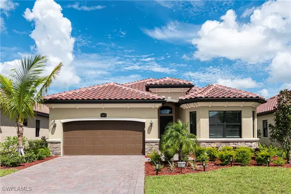 28072 Foxrock Court, Bonita Springs, FL 34135