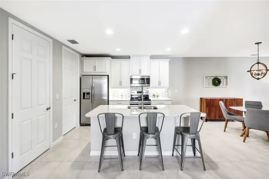 14863 Edgewater Circle, Naples, FL 34114 - Image #3