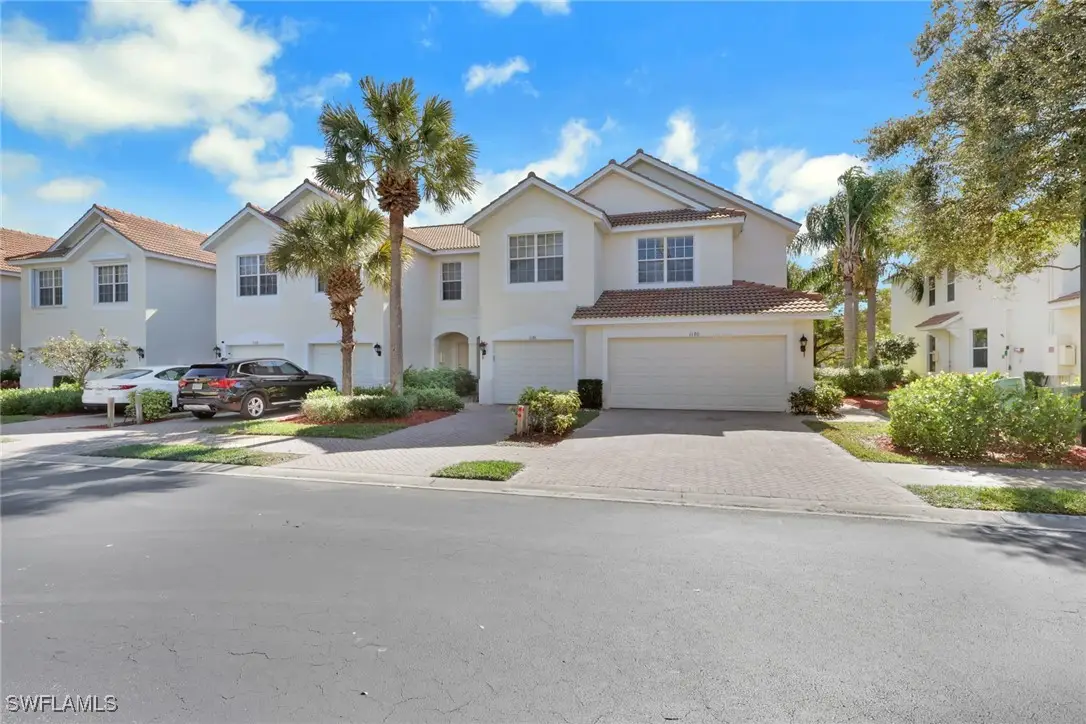 1180 Oxford Lane, Naples, FL 34105 - #1