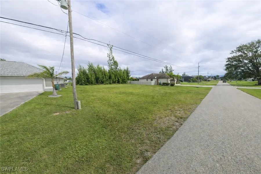 623 SW 22nd Terrace, Cape Coral, FL 33991 - Image #3