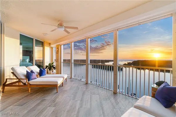 435 Dockside Drive #B702, Naples, FL 34110