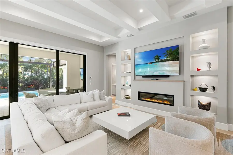 2036 Cambridge Park Drive, Naples, FL 34109 - Image #2