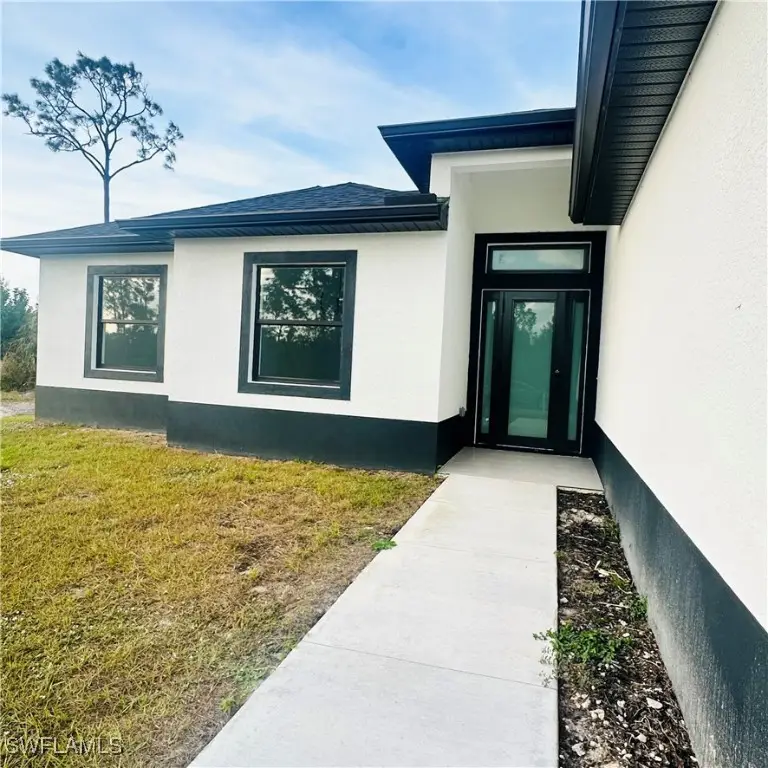 505 E 9th Street, Lehigh Acres, FL 33972 - Image #3