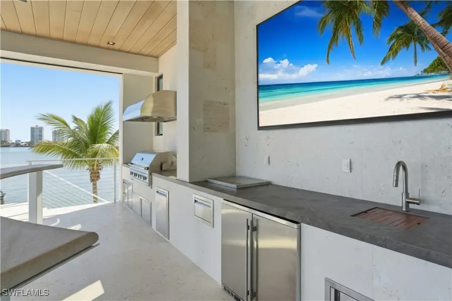 280 Estrellita Drive, Fort Myers Beach, FL 33931 - Image #2