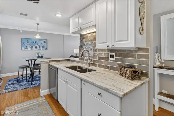 2366 E Mall Drive #215, Fort Myers, FL 33901