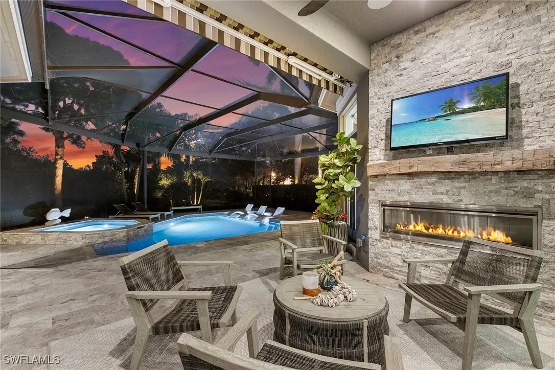 927 Barcarmil Way, Naples, FL 34110 - Image #1