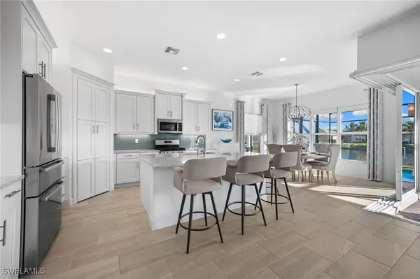 28471 Montecristo Loop, Bonita Springs, FL 34135