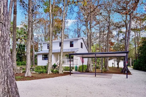 740 15th Street Nw, Naples, FL 34120