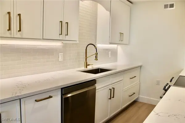 333 Harbour Drive #109, Naples, FL 34103