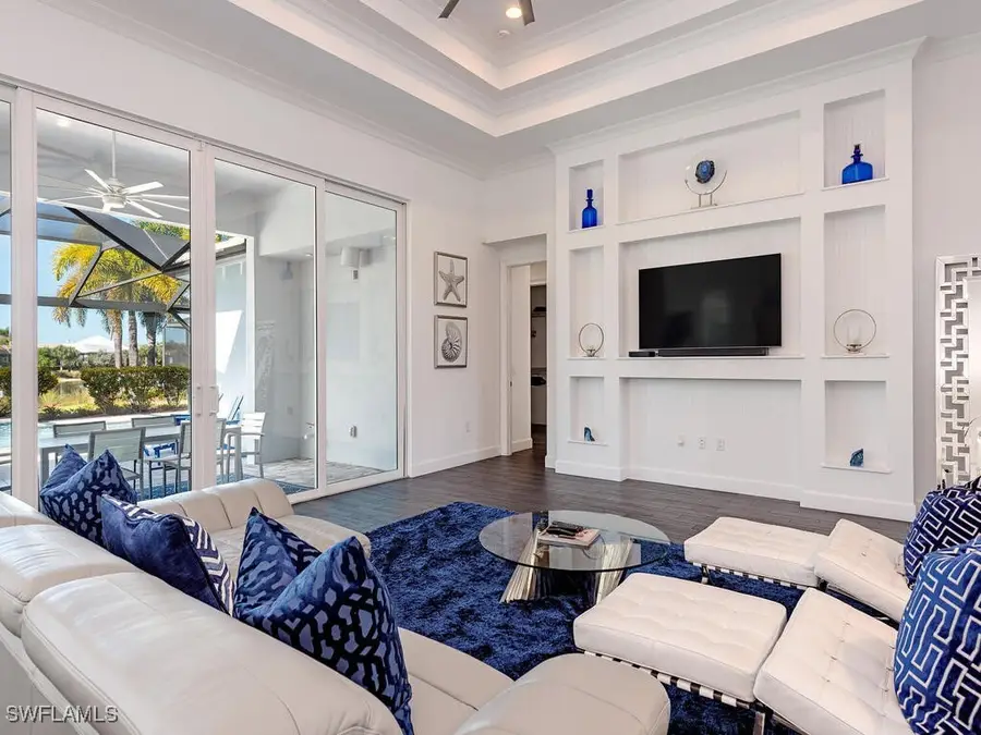 6399 Warwick Avenue, Naples, FL 34113 - Image #3