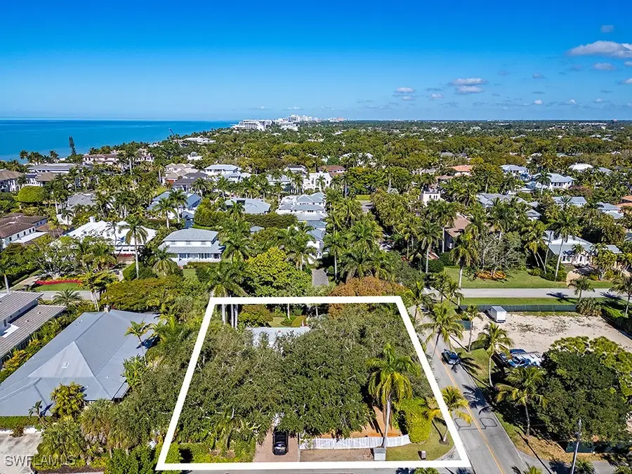 186 1st Avenue S, Naples, FL 34102 - Image #3