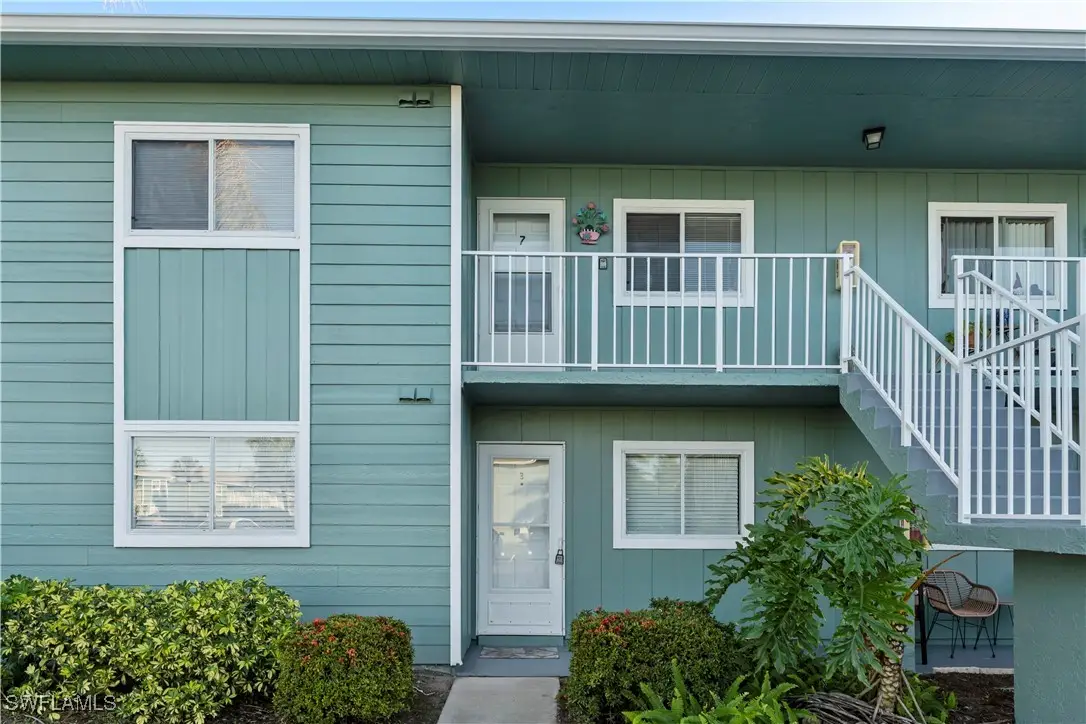 134 Cypress Way E #3, Naples, FL 34110 - Image #1