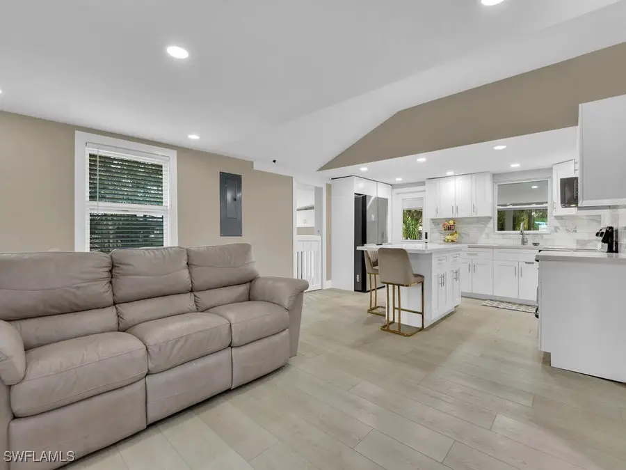 2180 Della Drive, Naples, FL 34117 - Image #3