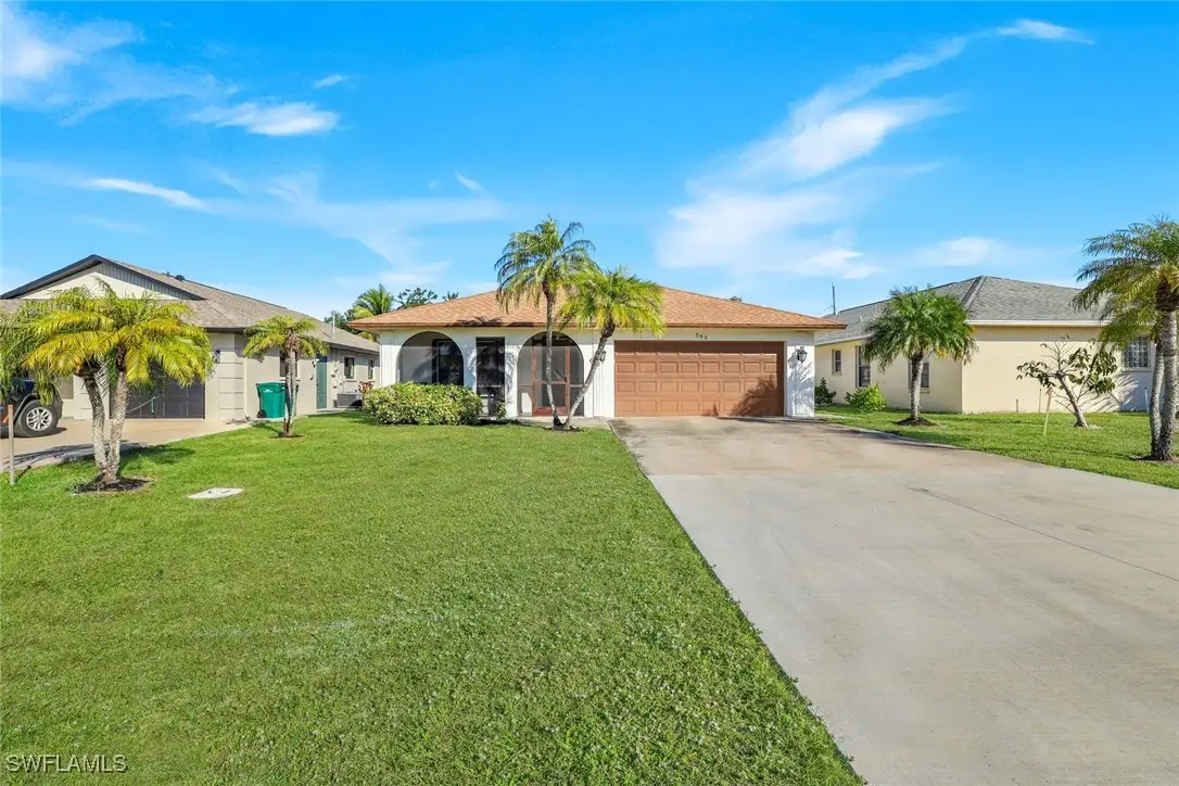 589 98th Avenue N, Naples, FL 34108 - Image #1