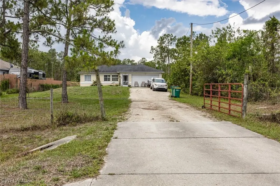 3660 47th Avenue Ne, Naples, FL 34120 - Image #2