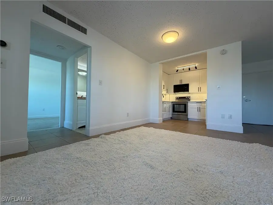 2350 W 1st Street #303, Fort Myers, FL 33901 - Image #3