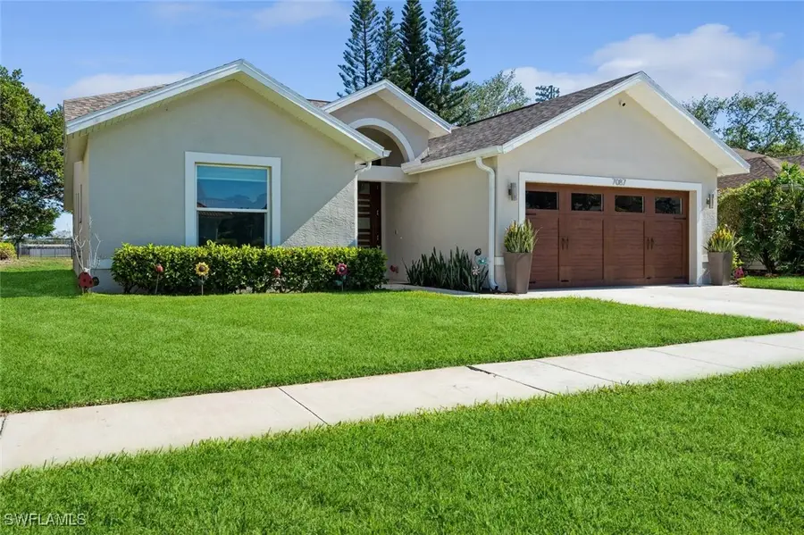 7087 Lone Oak Boulevard, Naples, FL 34109 - Image #2