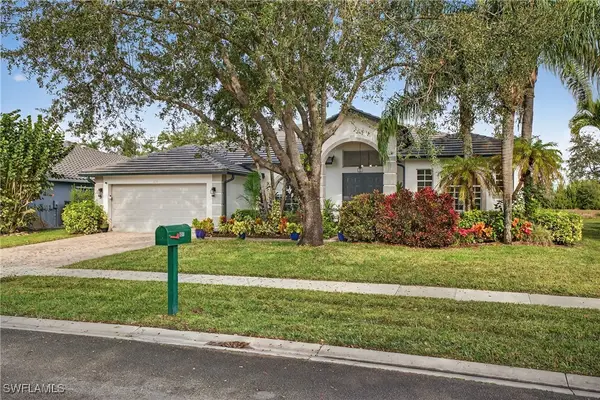 657 Grand Rapids Boulevard, Naples, FL 34120
