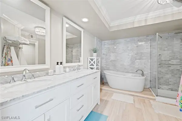 4261 Shetland Court #A102, Naples, FL 34112