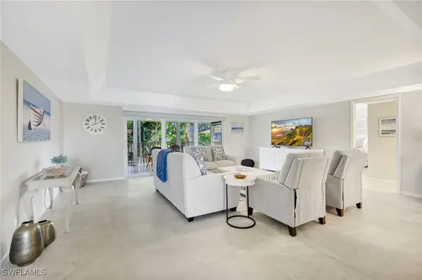 232 Memory Lane #2582, Naples, FL 34112