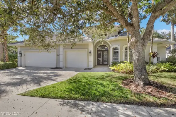 5074 Rustic Oaks Circle, Naples, FL 34105