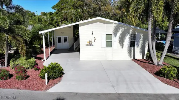 10015 Parkwood Drive, Fort Myers, FL 33905