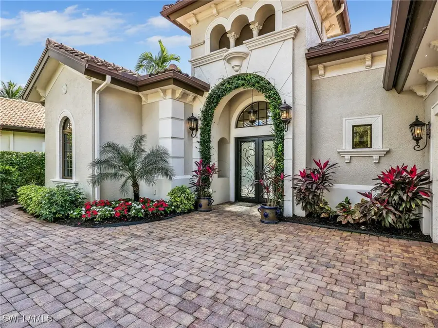 8862 Shenendoah Circle, Naples, FL 34113 - Image #2