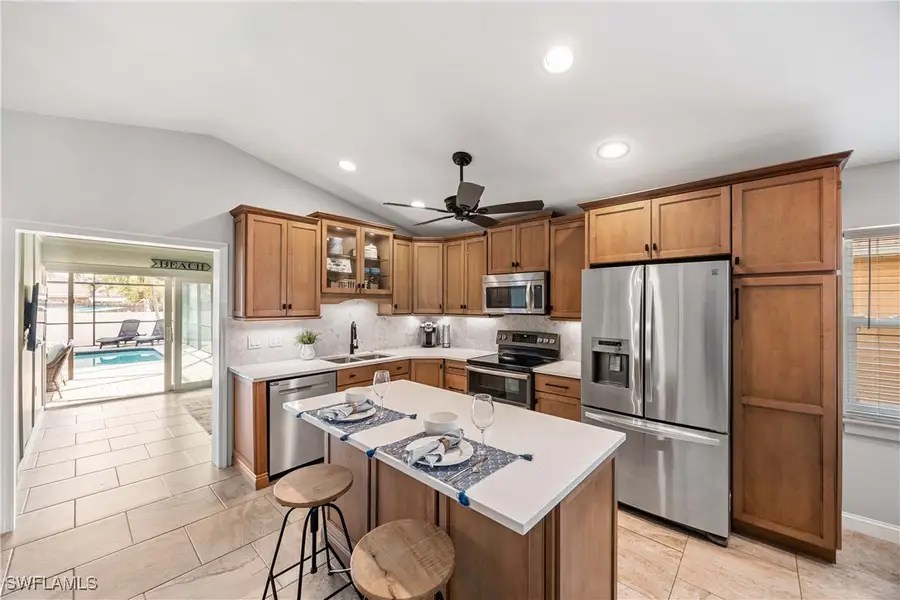 616 108th Avenue N, Naples, FL 34108 - Image #2