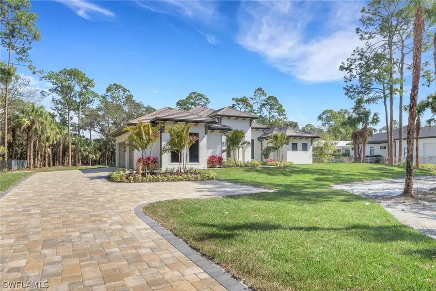 772 11th Street Nw, Naples, FL 34120 - #2