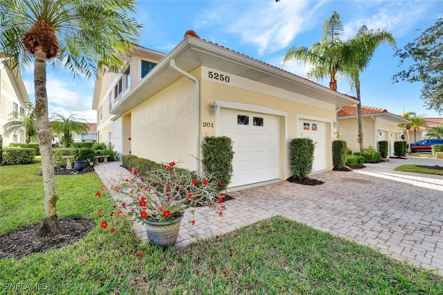 5250 Birmingham Drive #201, Naples, FL 34110 - Image #2