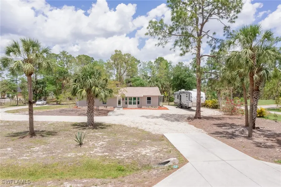 1221 22nd Avenue Ne, Naples, FL 34120 - Image #2