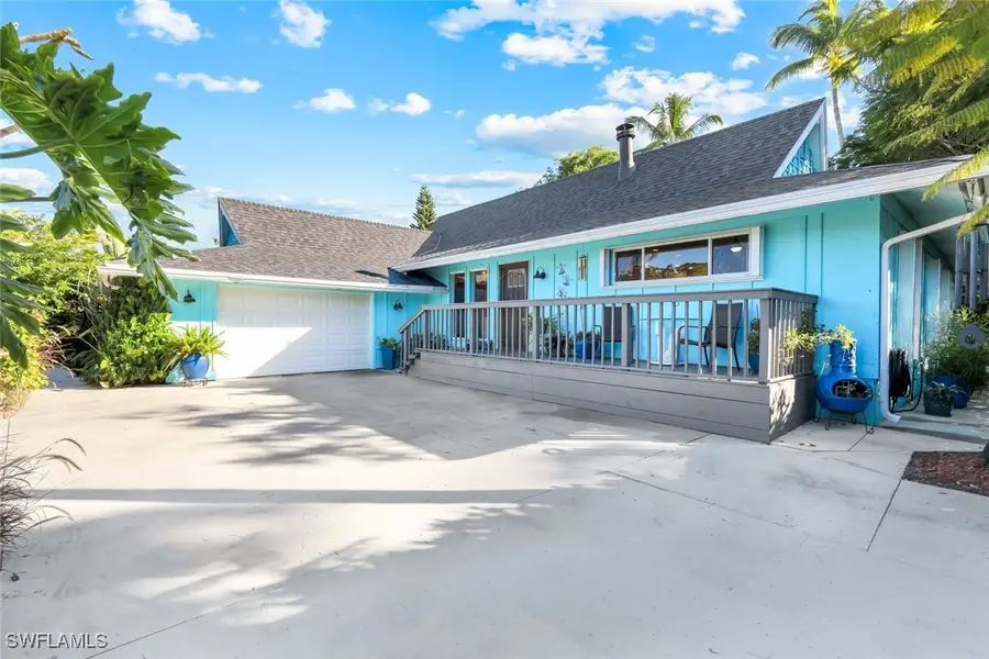 4352 Parrot Avenue, Naples, FL 34104 - Image #3