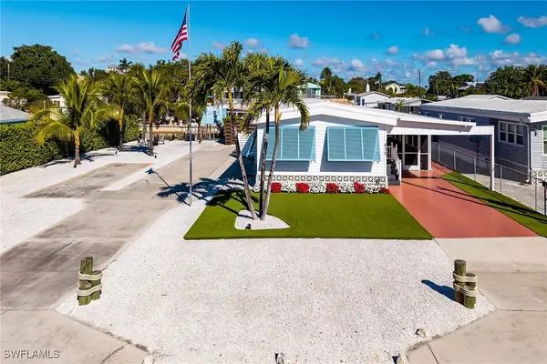 639 Palm Avenue, Goodland, FL 34140