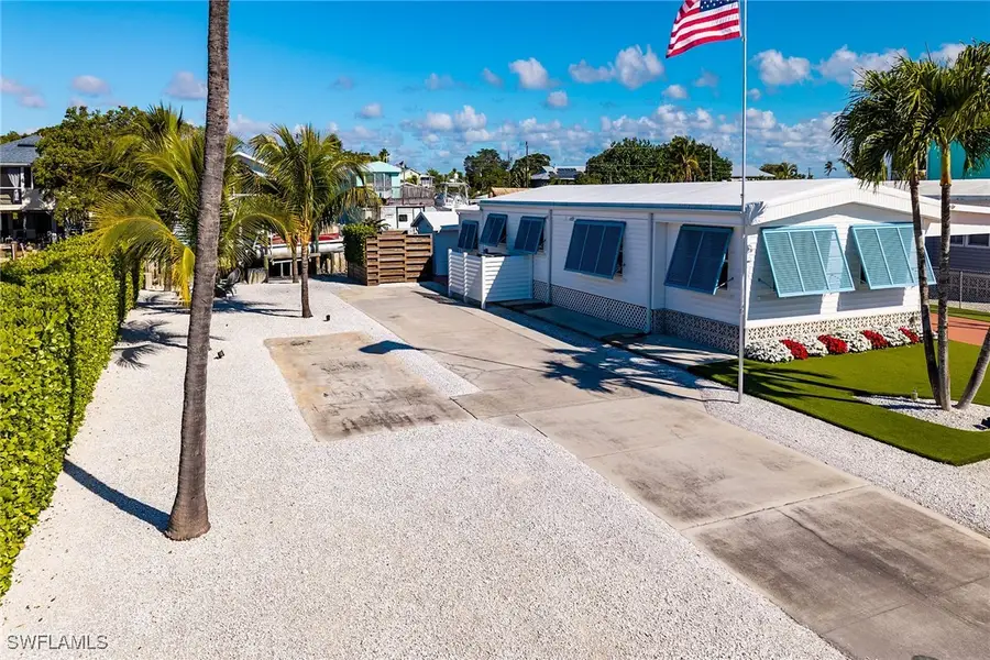 639 Palm Avenue, Goodland, FL 34140 - #2