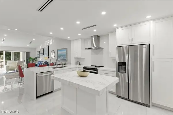 7731 Jewel Lane #203, Naples, FL 34109