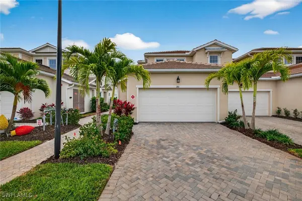 4646 Arboretum Circle #201, Naples, FL 34112