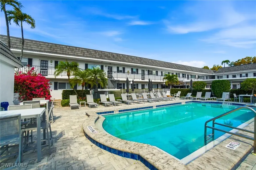 268 Banyan Boulevard #268, Naples, FL 34102 - Image #2