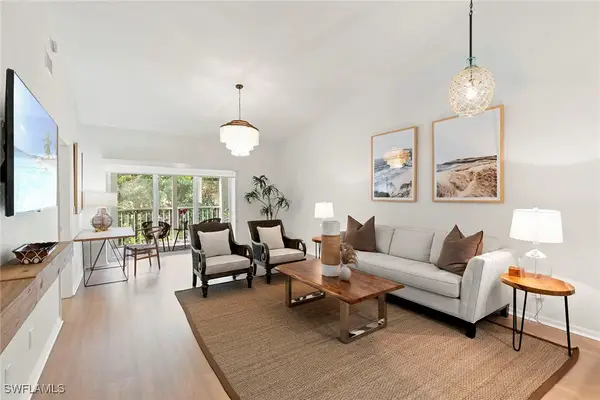 841 Tanbark Drive #202, Naples, FL 34108