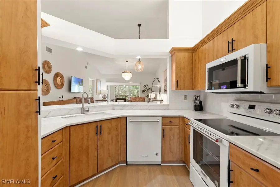 841 Tanbark Drive #202, Naples, FL 34108 - Image #2