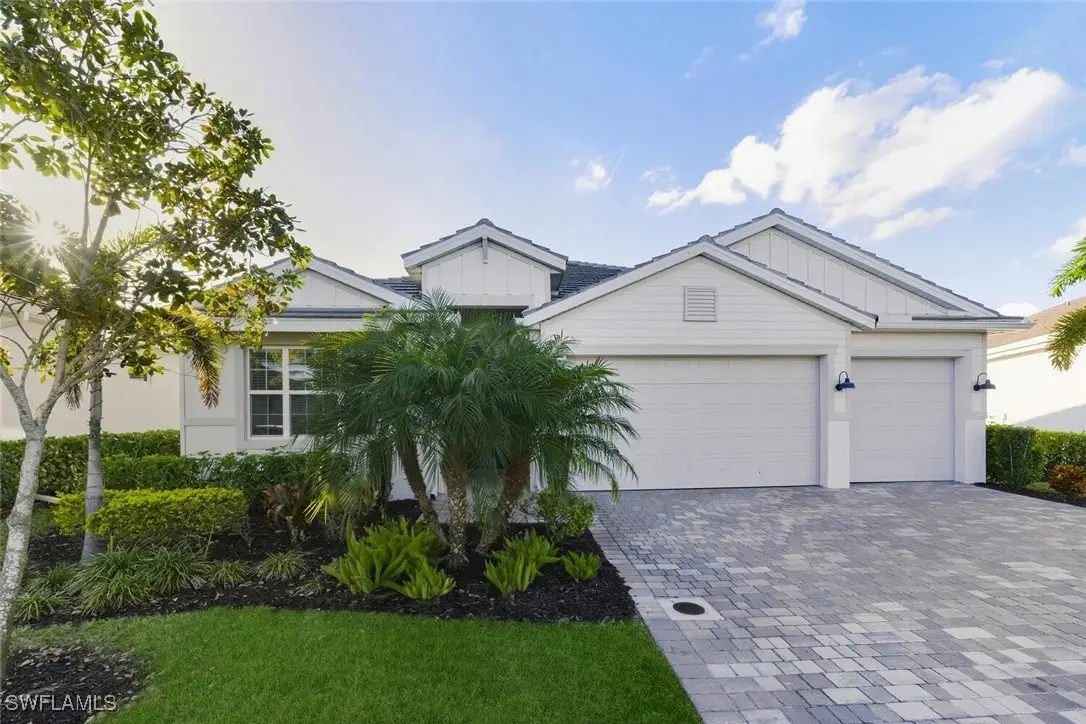 28049 Captiva Shell Loop, Bonita Springs, FL 34135 - Image #1