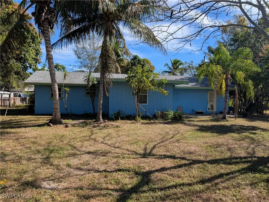 2416 Andrew Drive, Naples, FL 34112 - Image #2