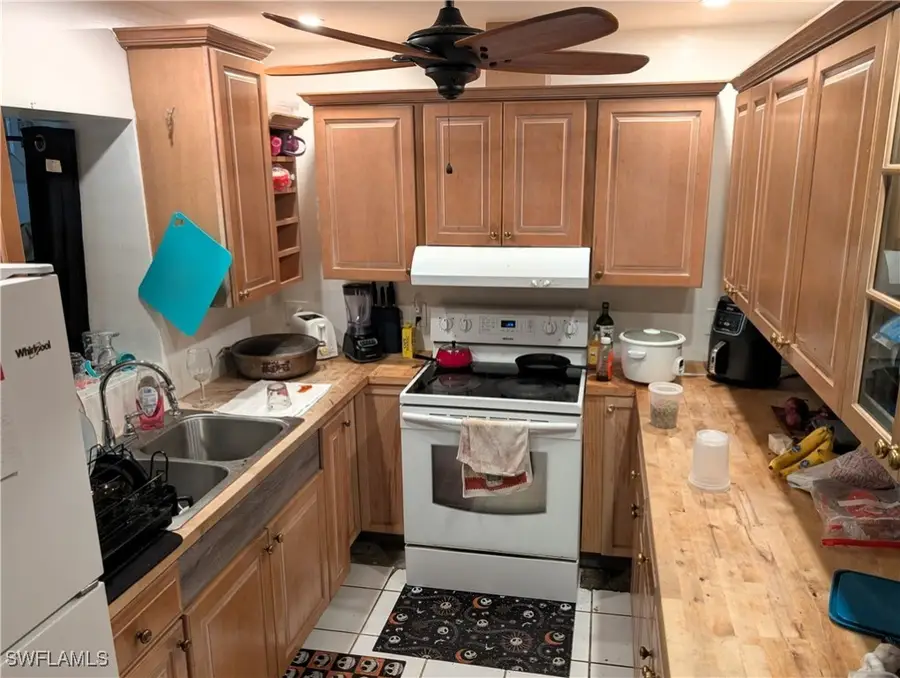 2416 Andrew Drive, Naples, FL 34112 - Image #3