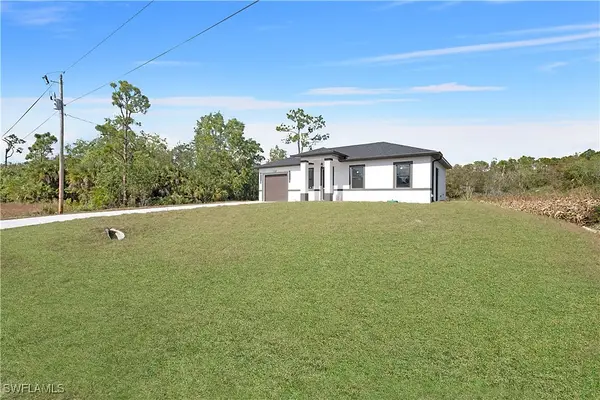 2107 E 13th Street, Lehigh Acres, FL 33972